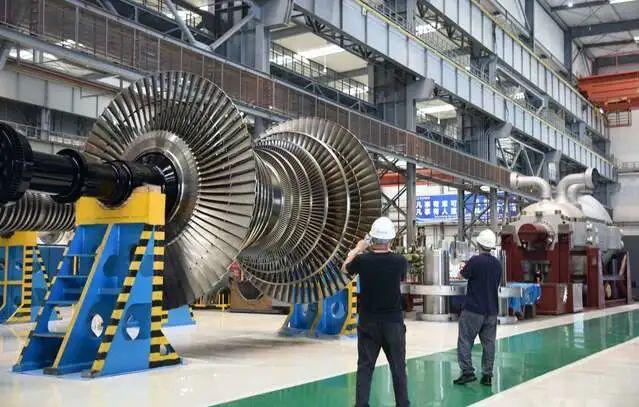 全國經(jīng)濟(jì)媒體走進(jìn)東方汽輪機見證工業(yè)奮進(jìn)之力